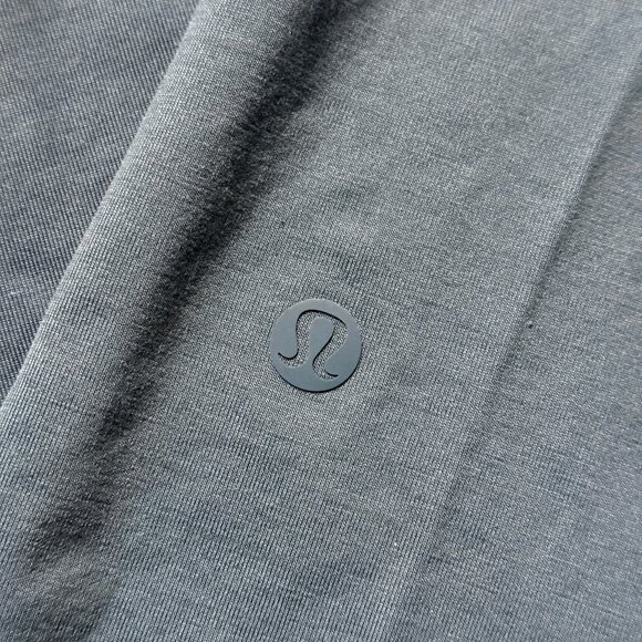 Lululemon Men's The Fundamental Long Sleeve Shirt - Oil Grey - Picture 3 of 5